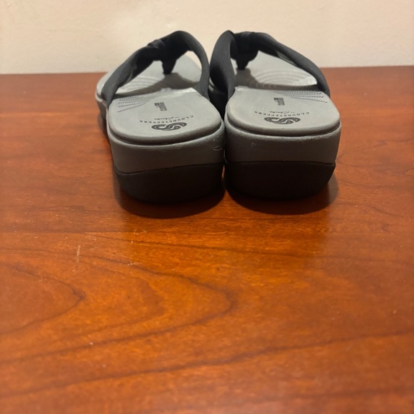 Clarks Cloudstepper Arla Glison Thong Sandals Black Size 8 - Picture 4 of 9